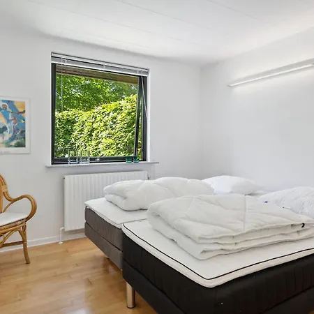 3 Bedroom Cozy In *